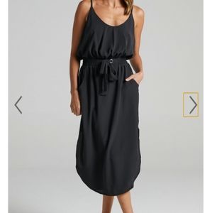 Super cute cinched waist black dress, size 4